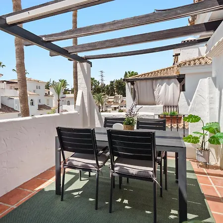 Naranjos 2br Rooftop Terrace & Mountain View * Marbella