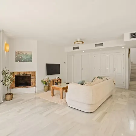 Apartman Naranjos 2br Rooftop Terrace & Mountain View Marbella