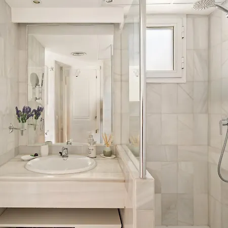 Naranjos 2br Rooftop Terrace & Mountain View * Marbella